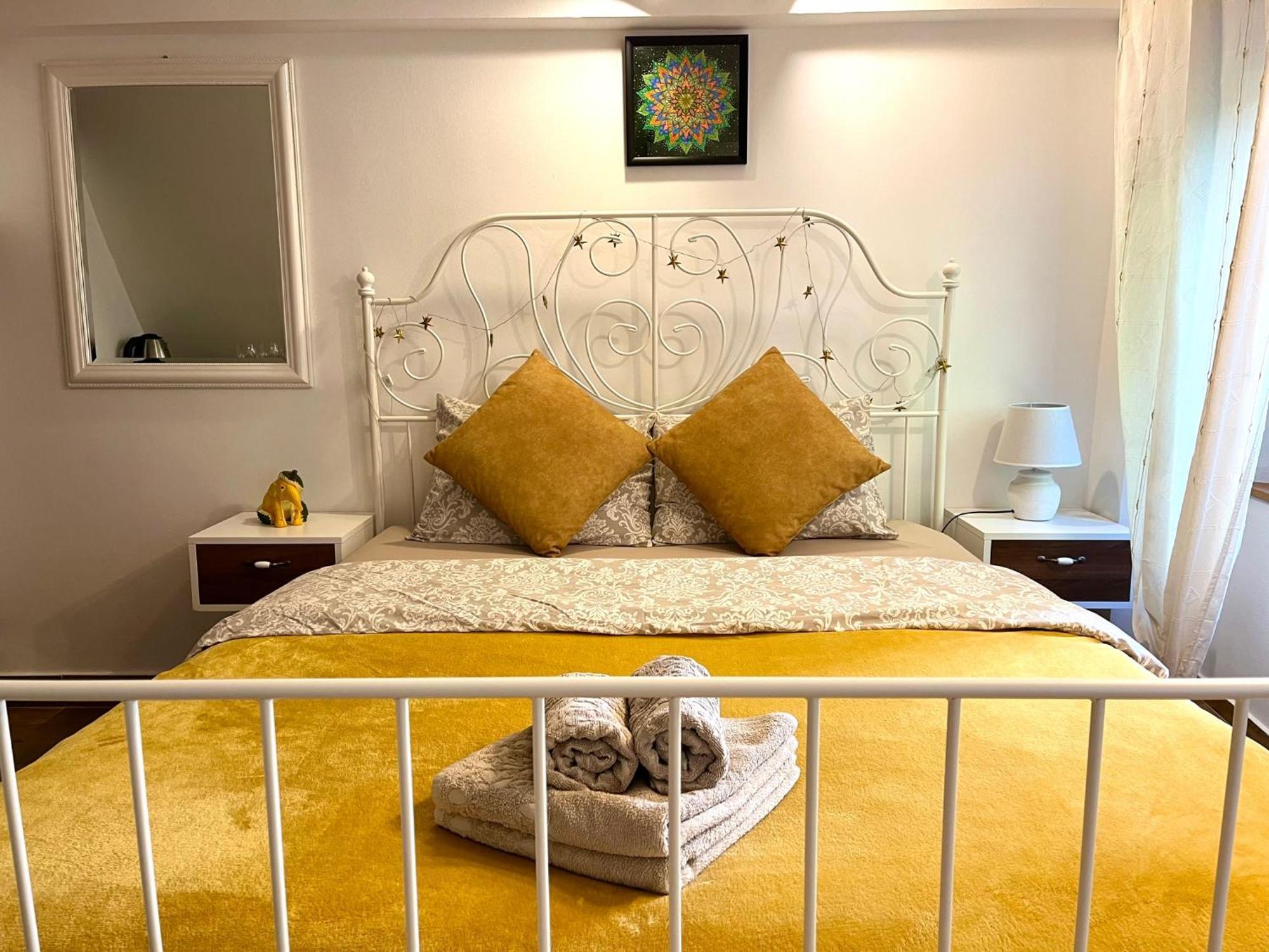 Healthystudio512 Apartments Котор Экстерьер фото